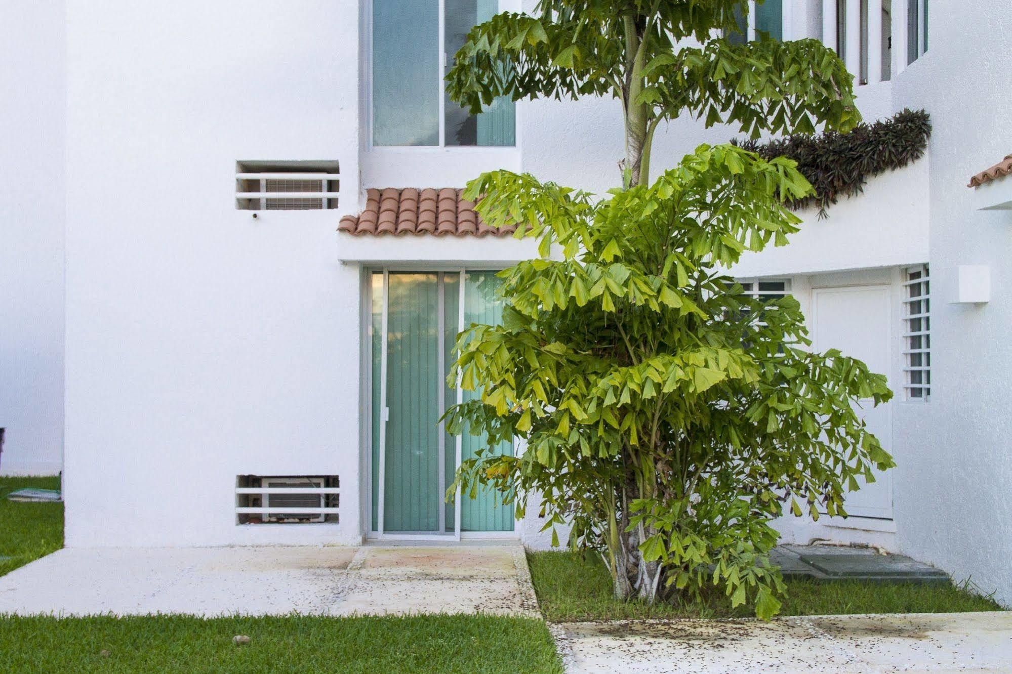 Las Gaviotas Hotel & Suites Cancún Kültér fotó